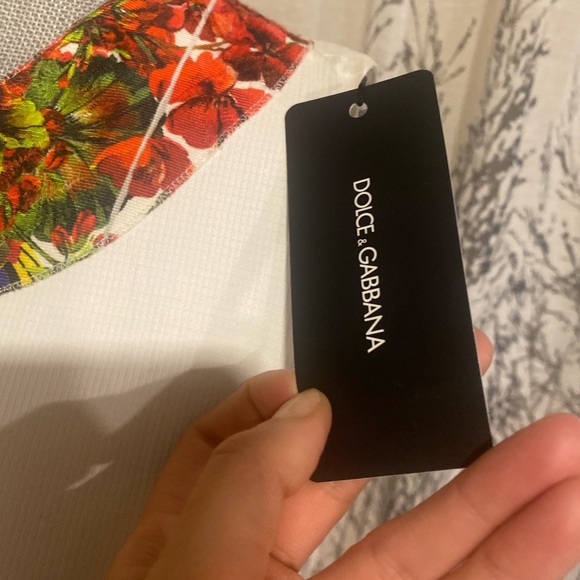 SEXY Dolce & Gabbana Fitted Off White Dress with Colourful Collar 🌷 - Picture 3 of 11